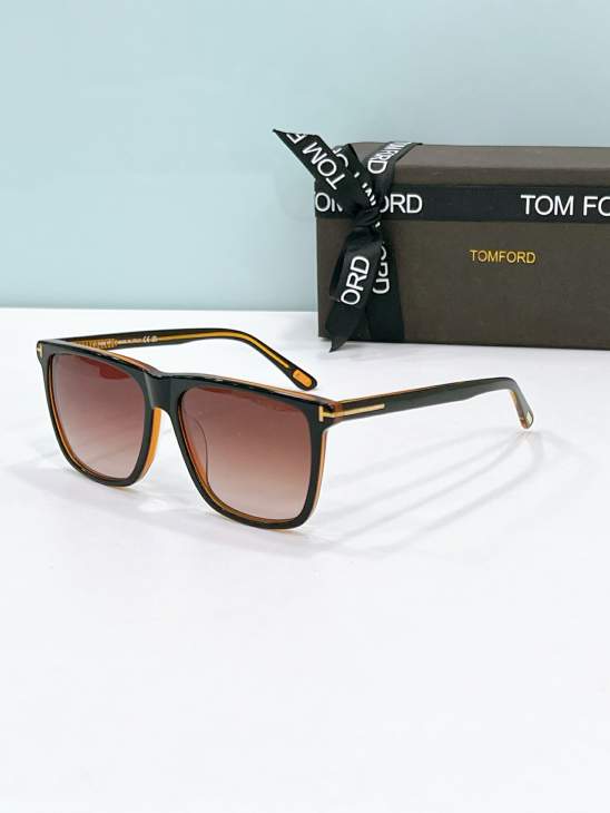 Picture of Tom Ford Sunglasses _SKUfw80537591fw
